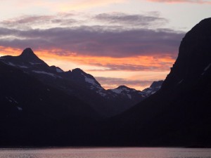 Sunset in a fiord at the head of Dundas Bay (1)   